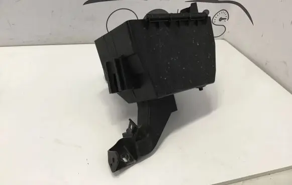 Mercedes-Benz GLS X166 Fuse box set A1665400224