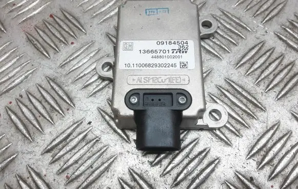 Opel Vectra C ESP acceleration yaw rate sensor 13665701