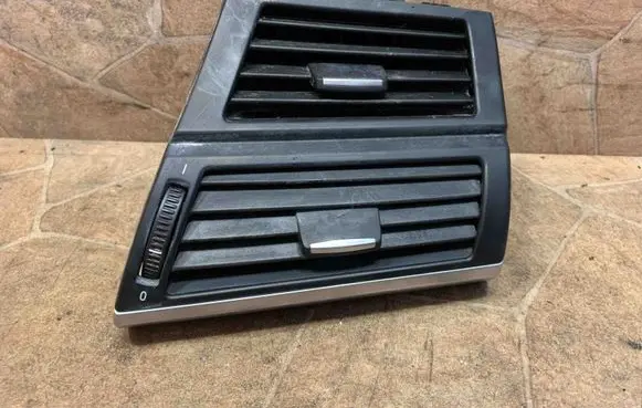 Dashboard side air vent grill/cover trim