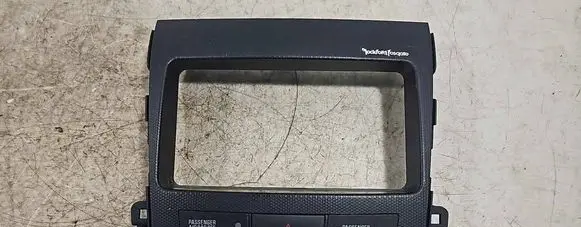 Mitsubishi Outlander Radio/GPS head unit trim H45ZG0211