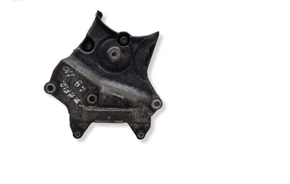 Opel Zafira B Engine mounting bracket 55210531