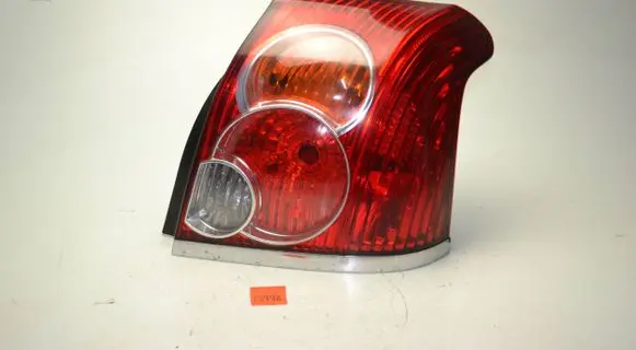 Toyota Avensis T250 Rear/tail lights 1349Z