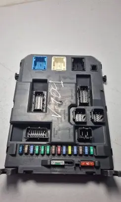 Citroen C4 II Picasso Comfort/convenience module 22661F01 9666952380