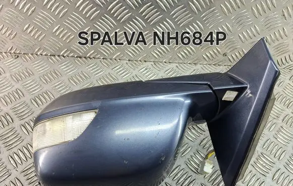 Honda CR-V Front door electric wing mirror E9024386