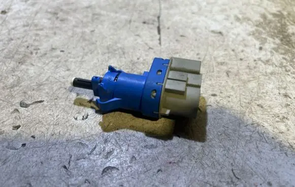 Volvo V40 Brake pedal sensor switch 8T4T9G854AA