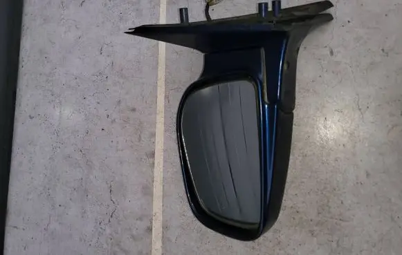 SsangYong Musso Front door electric wing mirror E13020066