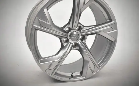 Audi A5 R20 alloy rim 8W0601025FR