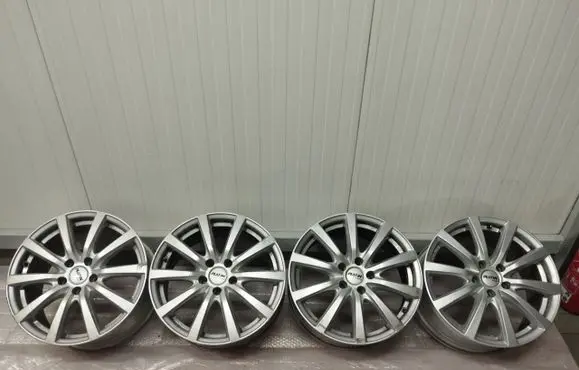 Volvo V70 R17 alloy rim 5JX17 5X108