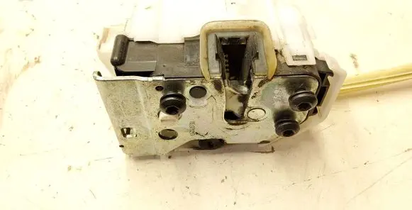 Fiat Tipo Rear door lock 519876030