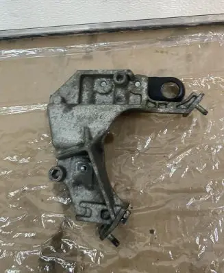 Peugeot 307 Engine mounting bracket 3635969880 E2014