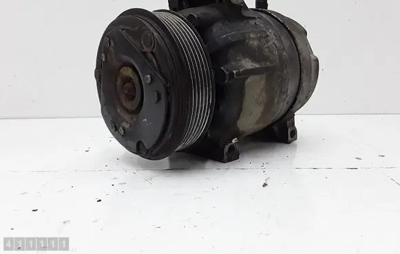 Renault Laguna II Air conditioning (A/C) compressor (pump) 6560630