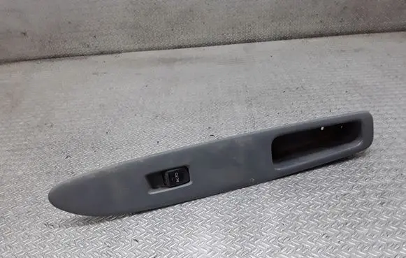 Toyota Avensis Verso Electric window control switch 7423144190