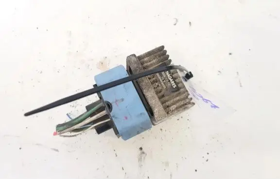 Peugeot 207 Glow plug pre-heat relay 9640469680