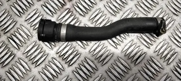 BMW X5 E70 Engine coolant pipe/hose