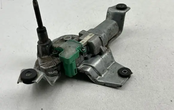 Mitsubishi Outlander Rear window wiper motor 33885