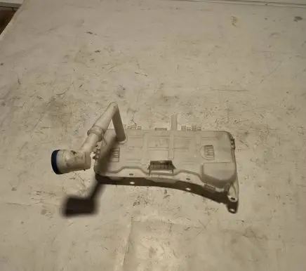 Toyota ProAce City Windshield washer fluid reservoir/tank 9817300980 9817269880 9839295280
