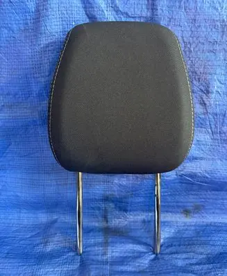 Ford Kuga III Front seat headrest 