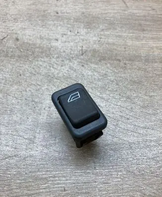 Volvo S40, V40 Electric window control switch 821716 03458021