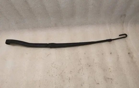 Audi A8 S8 D2 4D Front wiper blade arm 4D1955408K