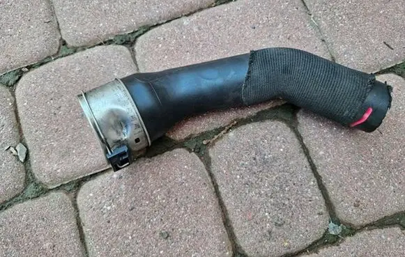 Renault Clio IV Intercooler hose/pipe 144604599R