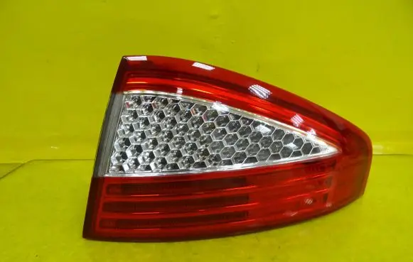 Ford Mondeo MK IV Rear/tail lights 7S71-13404-A
