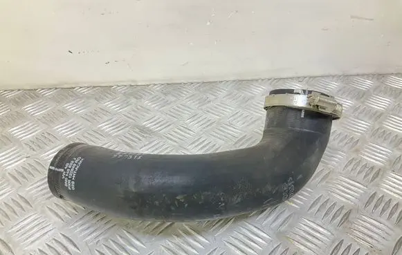 Volkswagen Tiguan Intercooler hose/pipe 5N0145832J
