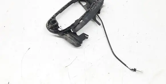 BMW 7 E65 E66 Front door exterior handle/bracket 70137021