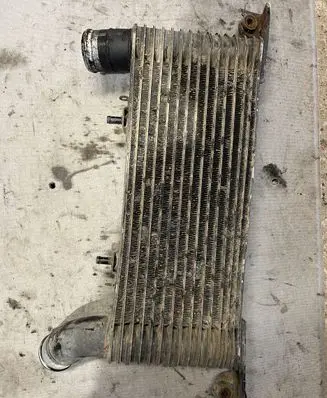 Mitsubishi Pajero Intercooler radiator