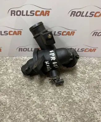 Thermostat/thermostat housing
