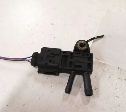 Mercedes-Benz E W211 Exhaust gas pressure sensor 0281002924