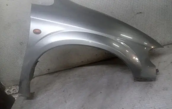 Chrysler Grand Voyager IV Fender