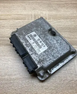 Skoda Octavia Mk1 (1U) Engine control unit/module ECU 038906018GN 0281010182