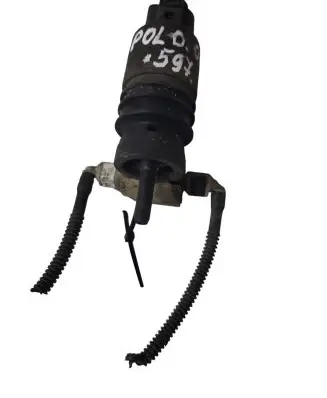Volkswagen Polo IV 9N3 Windscreen/windshield washer pump 1J09737222 1K6955651 3122789