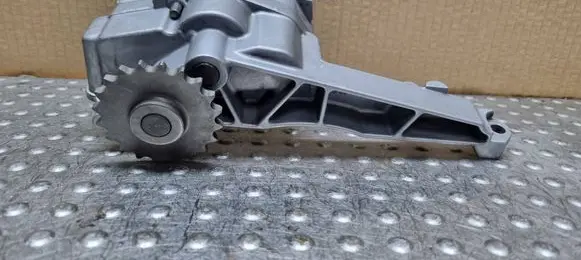 Mercedes-Benz ML W164 Oil pump A6421810547