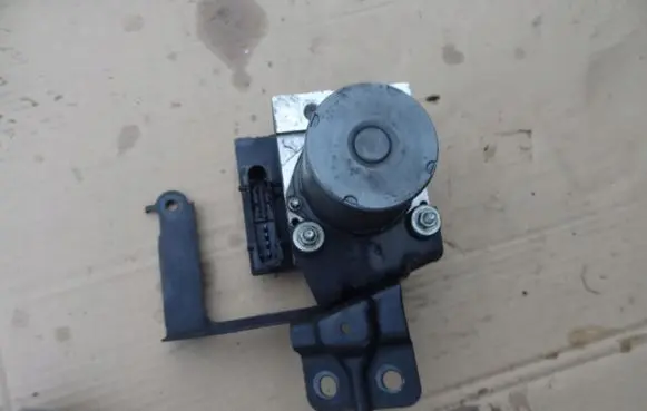 Nissan Qashqai ABS Pump 47660BR00C