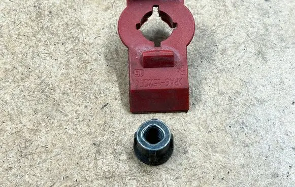 BMW 3 E46 Nuts/bolts 07147154229 7154229 51338218383