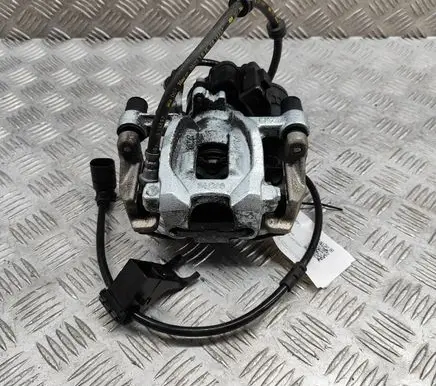 BMW 2 F44 Rear brake caliper 6883025