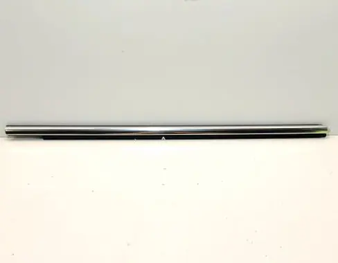 Maserati Ghibli Door glass trim 670009851