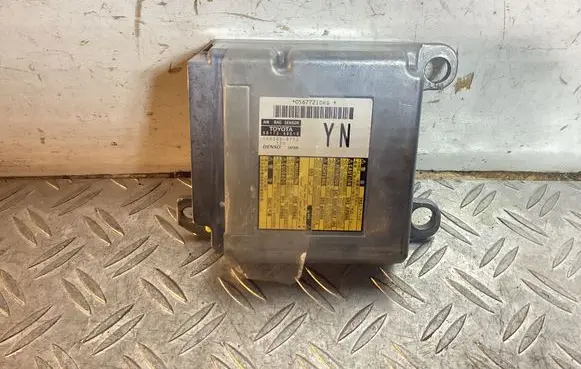 Lexus RX 450H Airbag control unit/module 8917048610