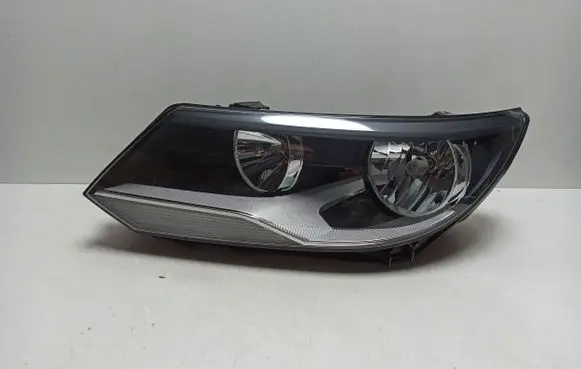 Volkswagen Tiguan Headlight/headlamp 5N0941005
