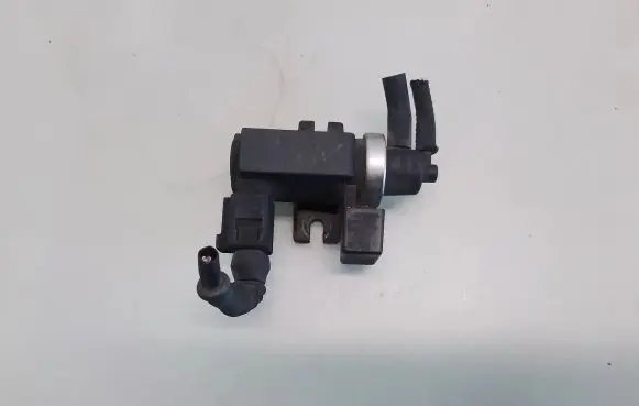 Audi A4 S4 B6 8E 8H Turbo solenoid valve 8E0906628
