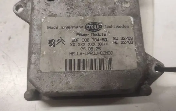 Peugeot 407 Xenon control unit/module 5DF00870450 74284700 74284600
