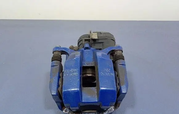 BMW M3 F80 Rear brake caliper 