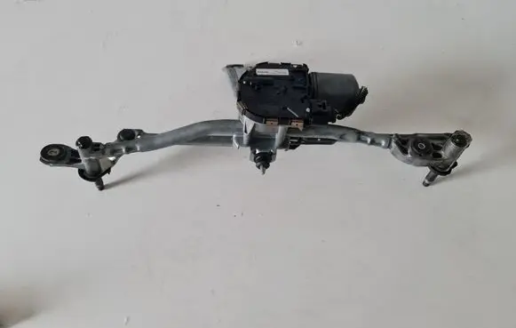 Volvo XC90 Front wiper linkage 31425981