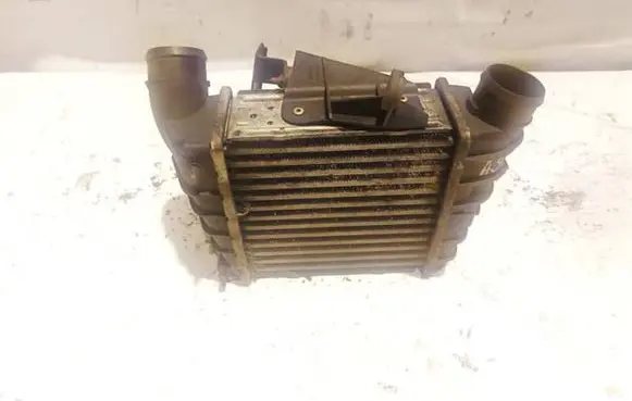 Skoda Fabia Mk2 (5J) Intercooler radiator 6Q0145804A