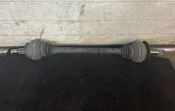Mercedes-Benz E AMG W212 Rear driveshaft