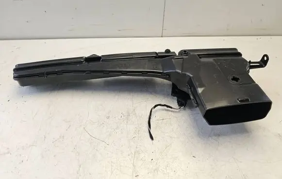 Audi A4 S4 B9 Cabin air duct channel 8W1819726A