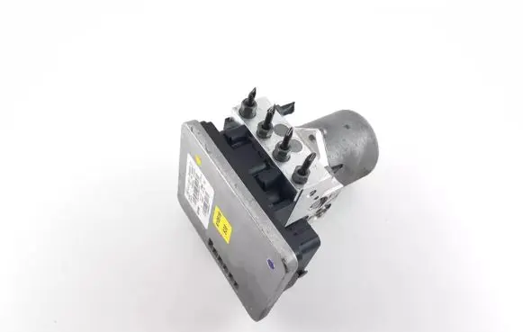 BMW 5 G30 G31 ABS Pump 6896985 6896986