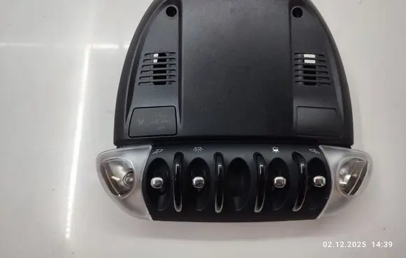 Mini Cooper Countryman R60 Front seat light 9284331