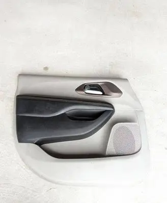 Chrysler Pacifica Front door card panel trim 5RP552D2AF 5094834 3080318